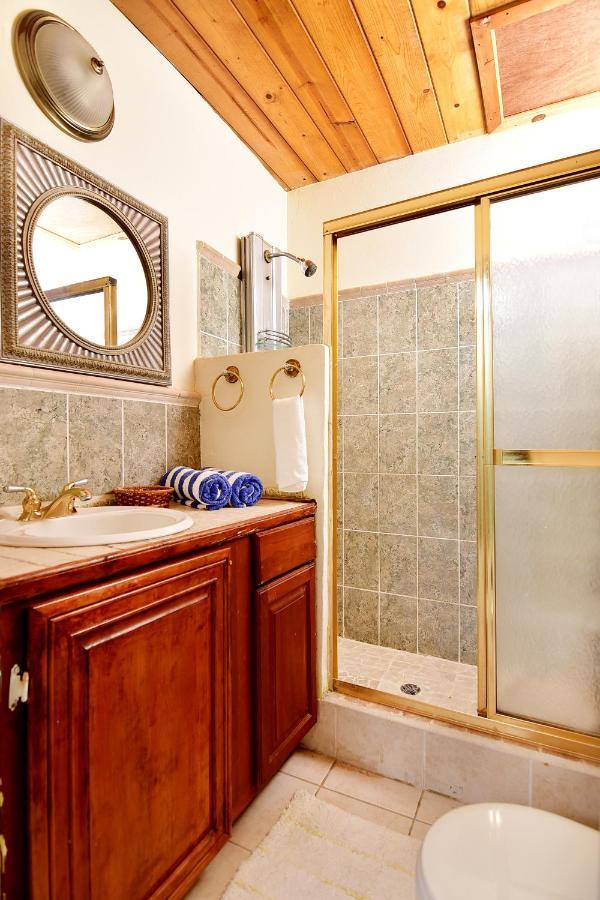 Beachfront Villa Gros Islet Kültér fotó