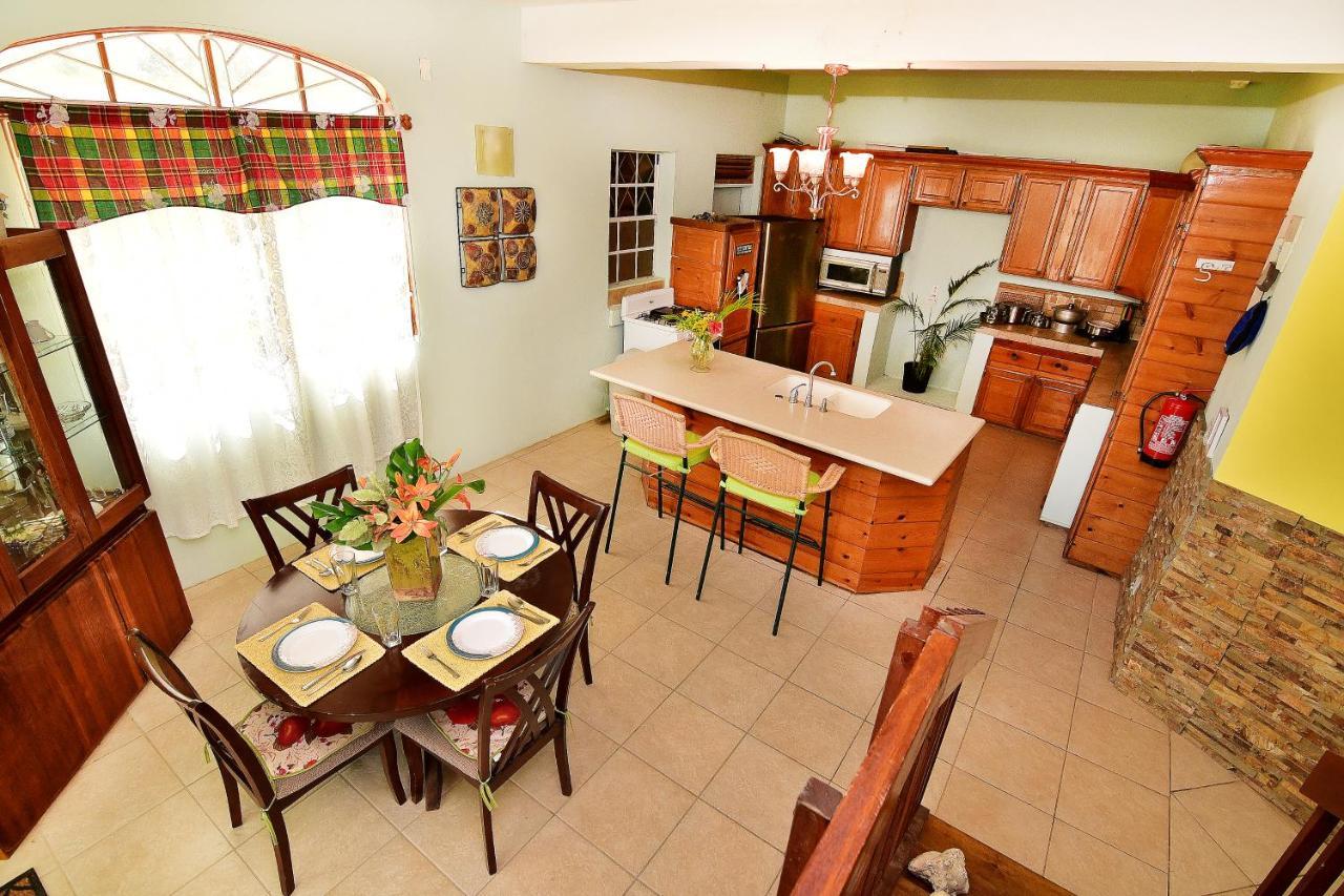 Beachfront Villa Gros Islet Kültér fotó